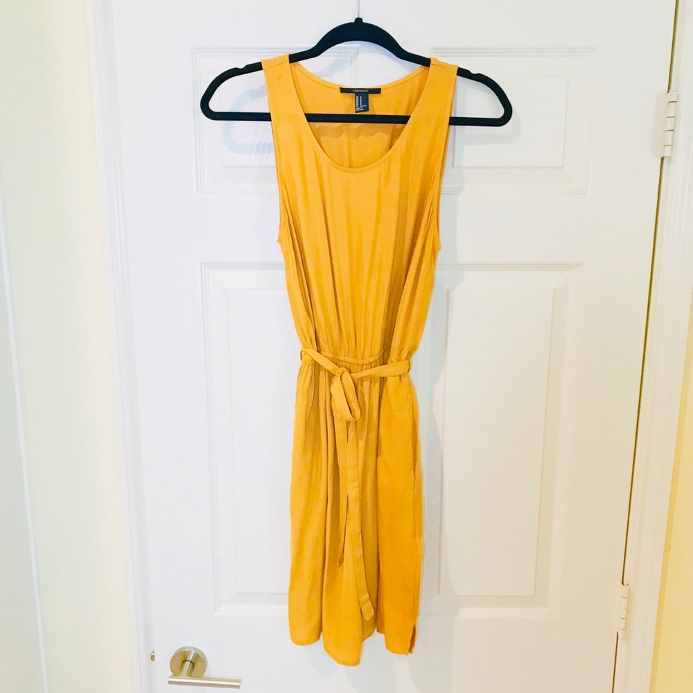 PRETTY SHIFT DRESS - Picture 6 of 9